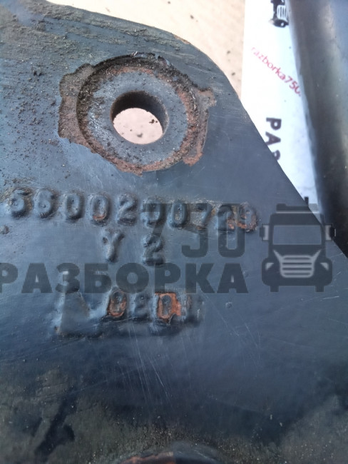 Кронштейн подъема кабины Renault Magnum