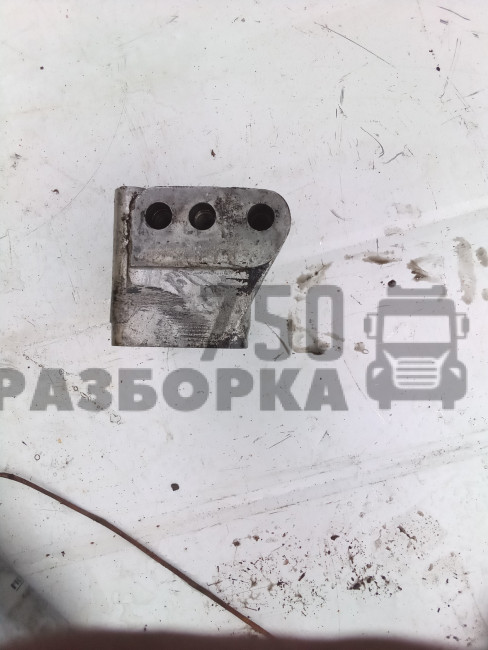 Кронштейн двигателя задний Iveco EuroCargo Кронштейн двигателя задний Iveco EuroCargo
