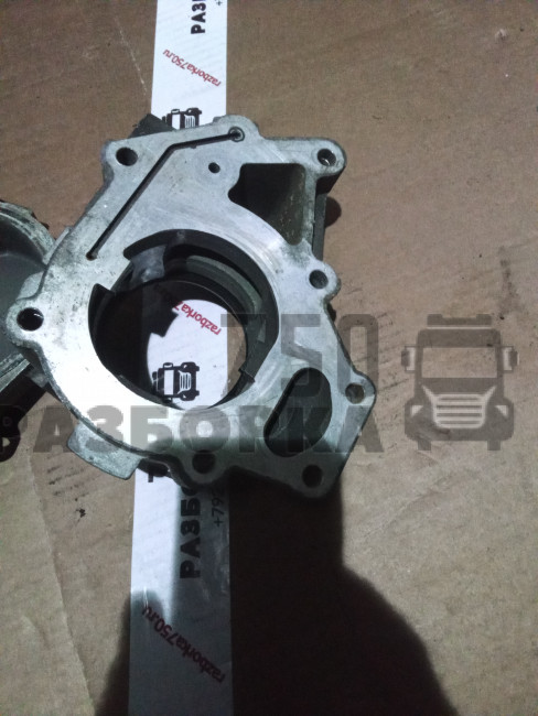 Корпус термостата iveco Cursor 10 