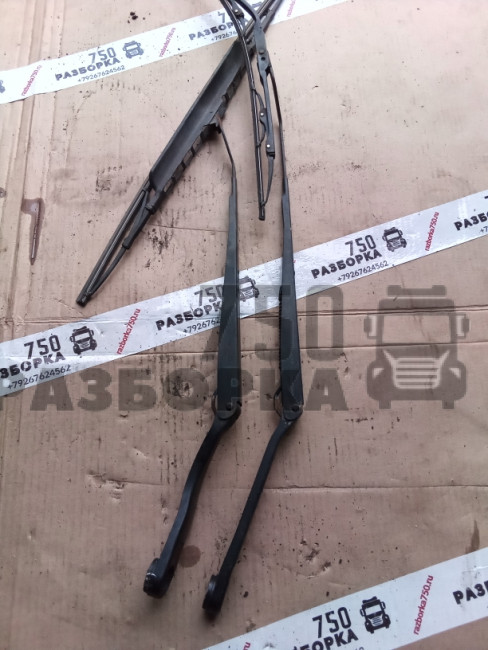  Поводок стеклоочистителя Nissan Cube Z10