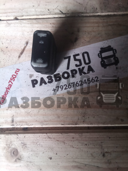 Кнопка освещения спальника Mercedes Actros