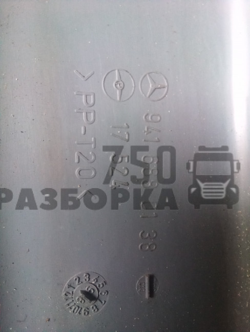обшивка стойки левая Mercedes Actros 